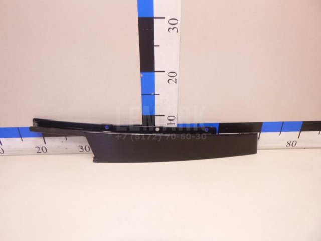 Накладка двери передней левой