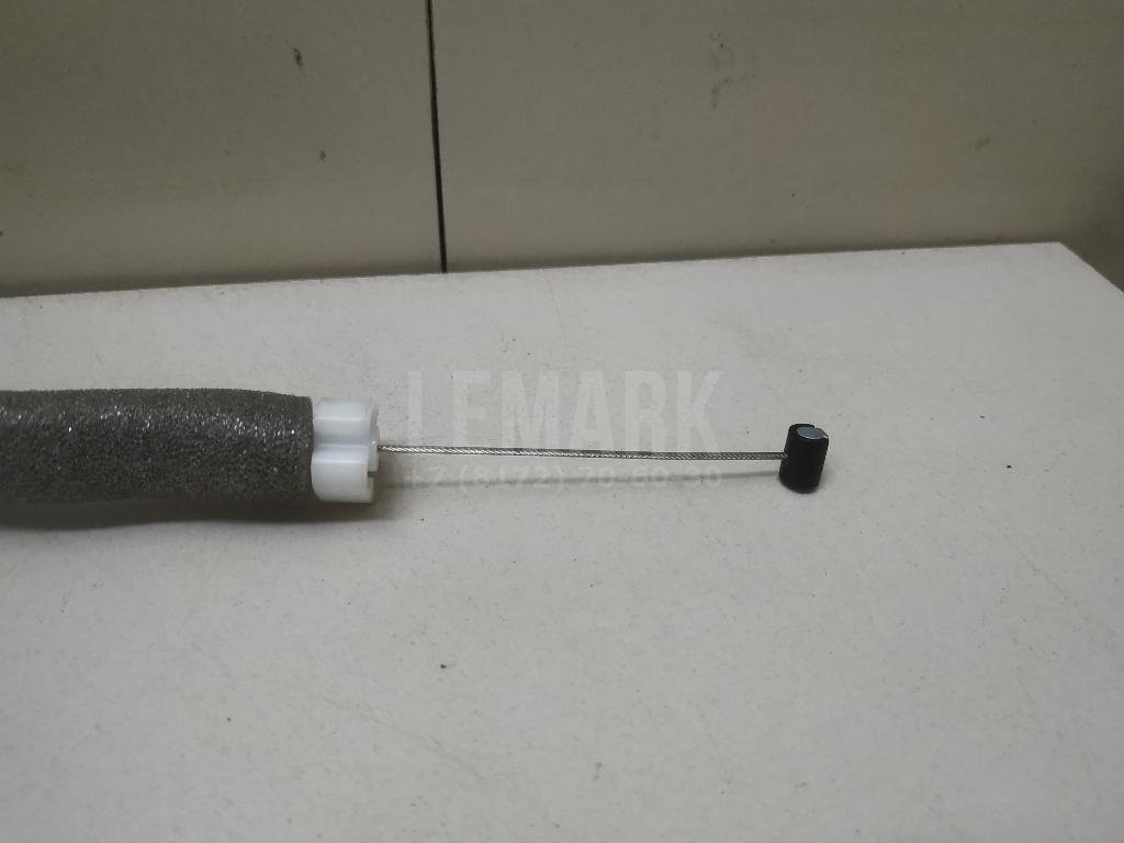 Трос открывания передней двери