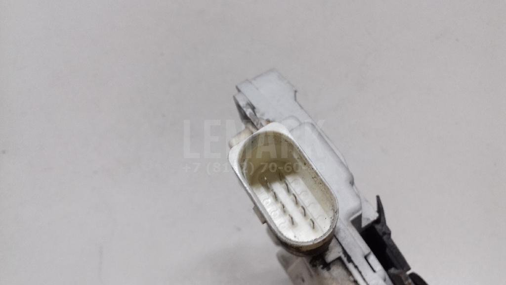 Замок двери задней правой