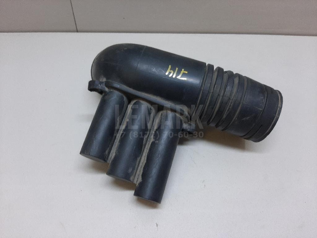 Патрубок воздушного фильтра