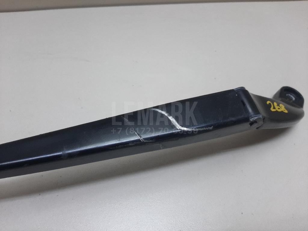 Поводок стеклоочистителя передний правый