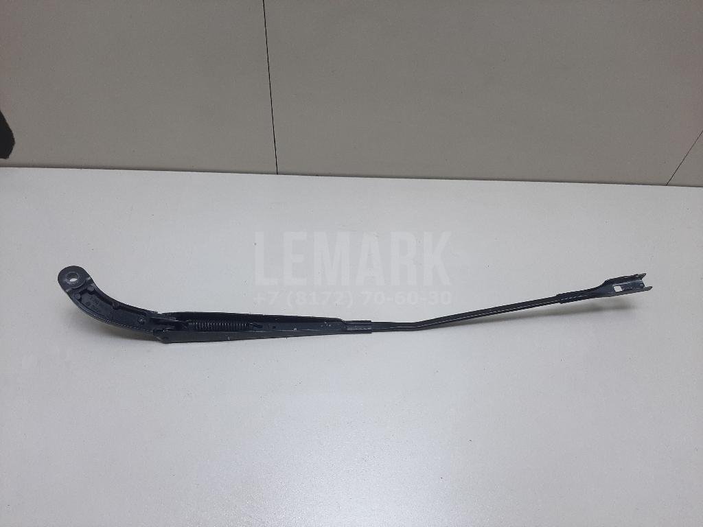 Поводок стеклоочистителя передний правый