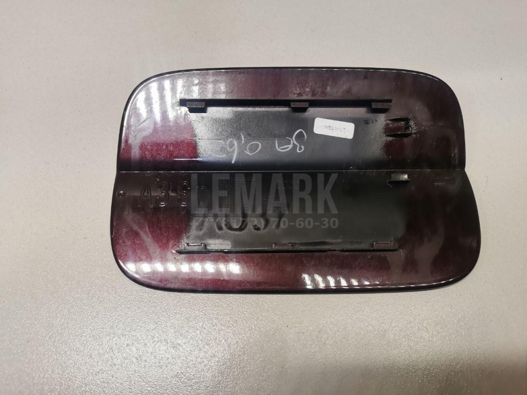 Лючок бензобака