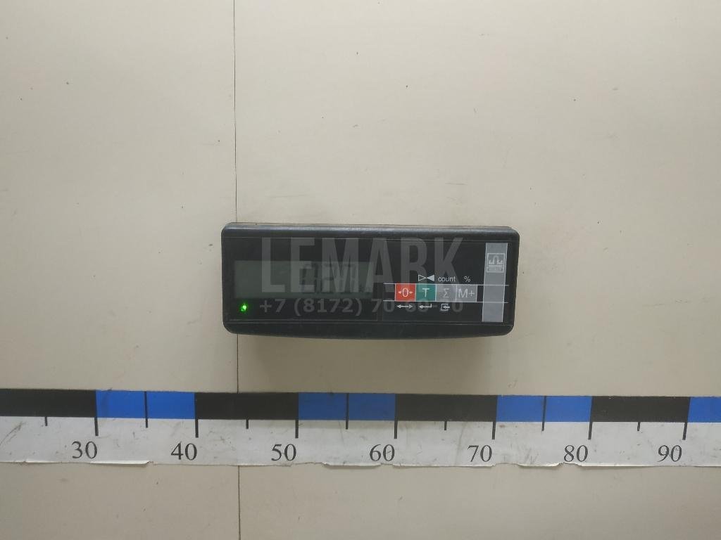 Накладка двери передней правой