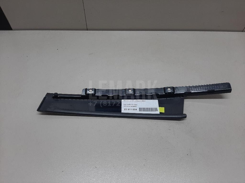 Накладка двери передней левой