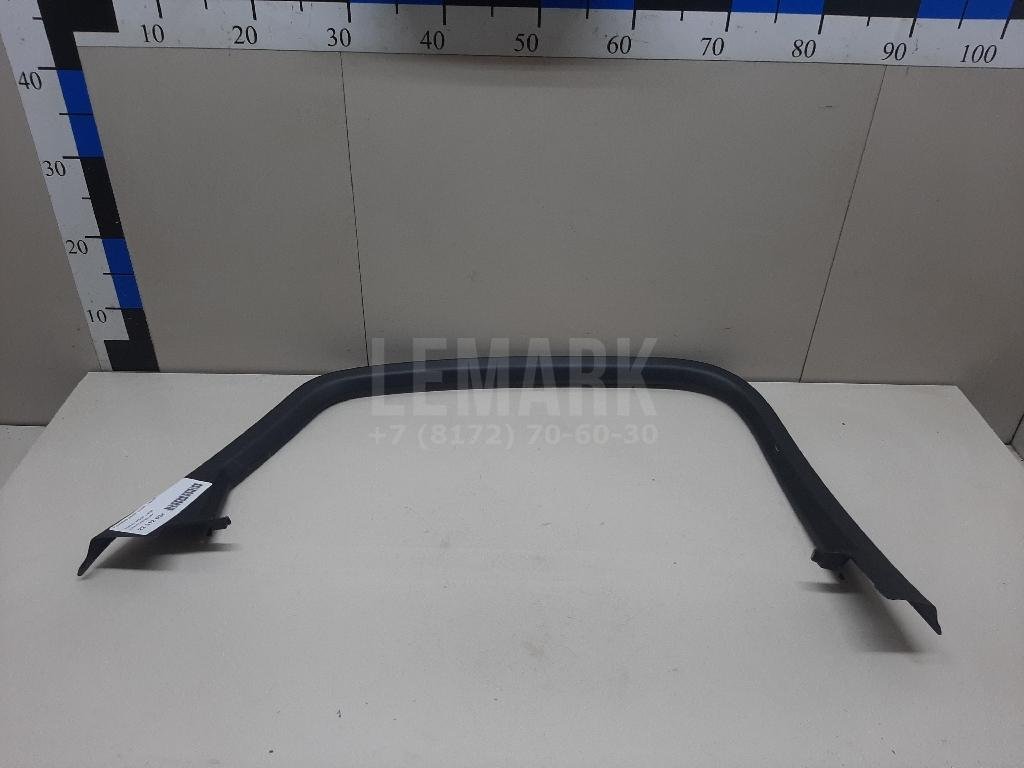 Накладка двери задней левой