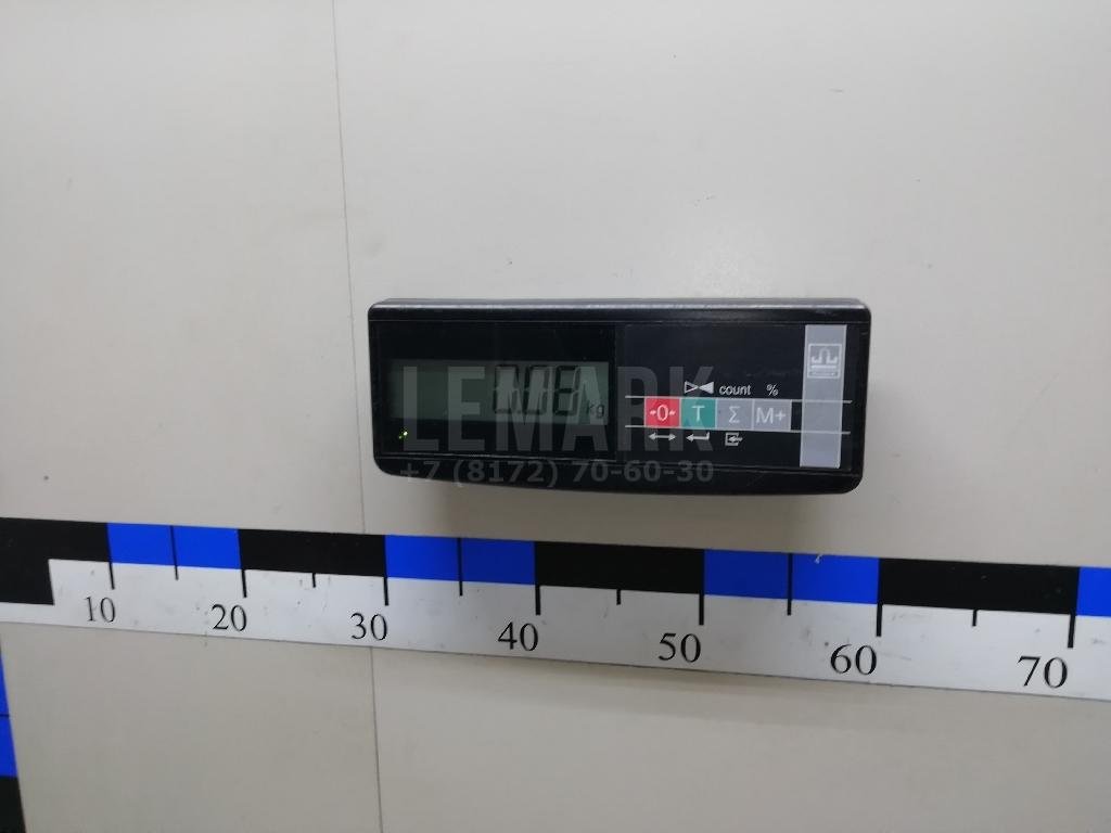 Направляющая стекла двери