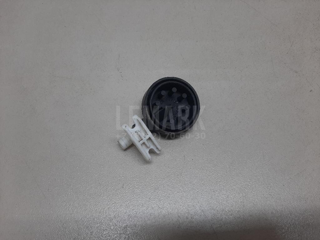 Клапан вентиляции фары