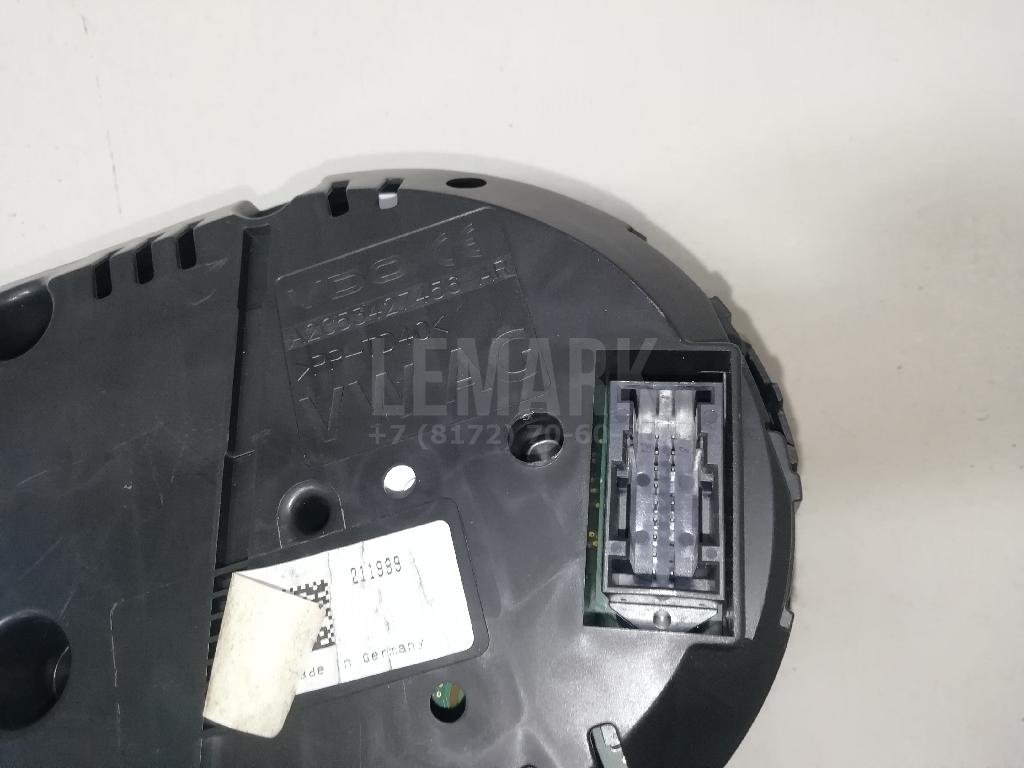 Панель приборов