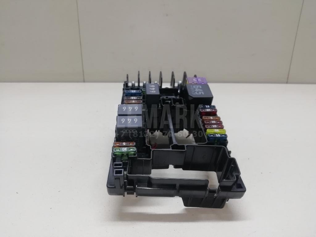 Блок предохранителей для  Audi A3 [8PA] Sportback 2004-2013