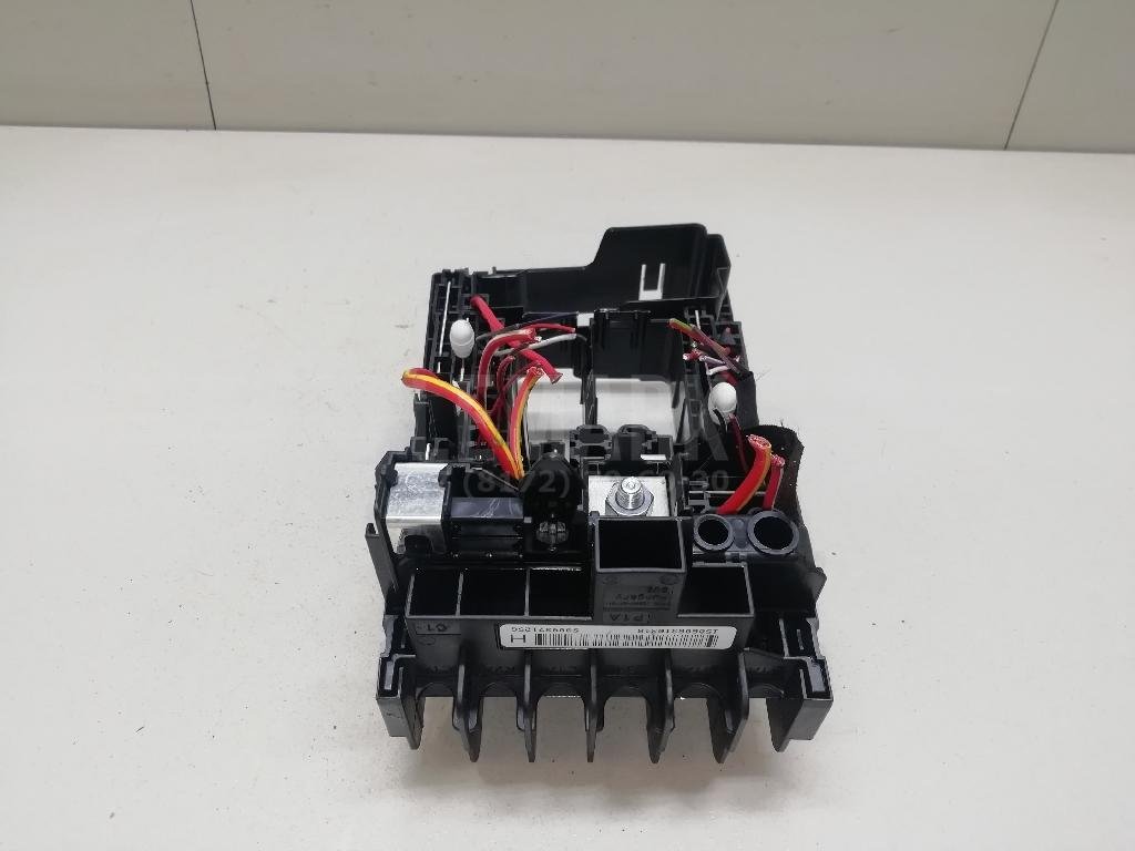 Блок предохранителей для  Audi A3 [8PA] Sportback 2004-2013