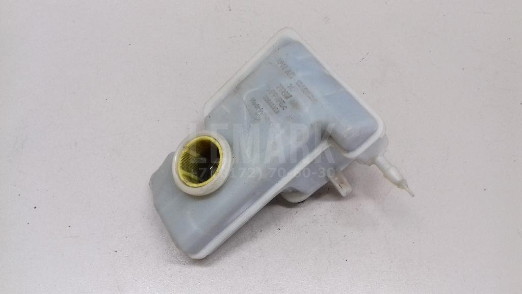 Бачок главного тормозного цилиндра