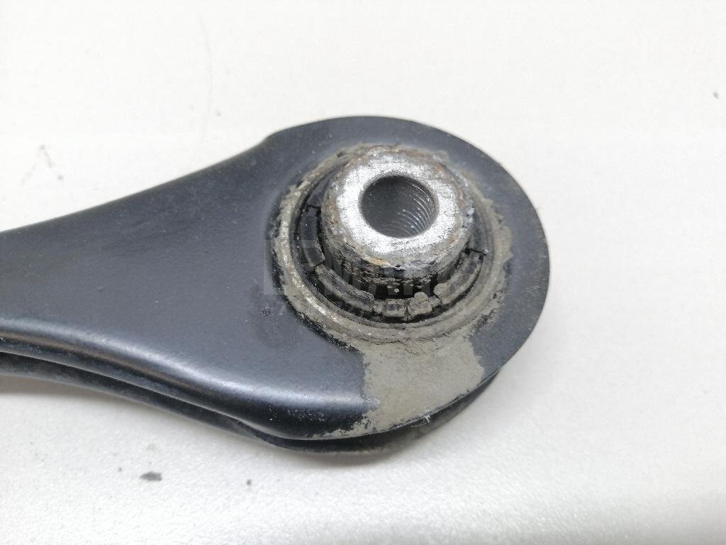 Тяга задняя поперечная