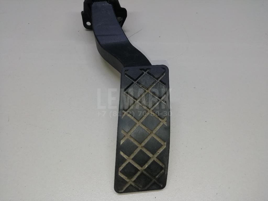 Педаль газа