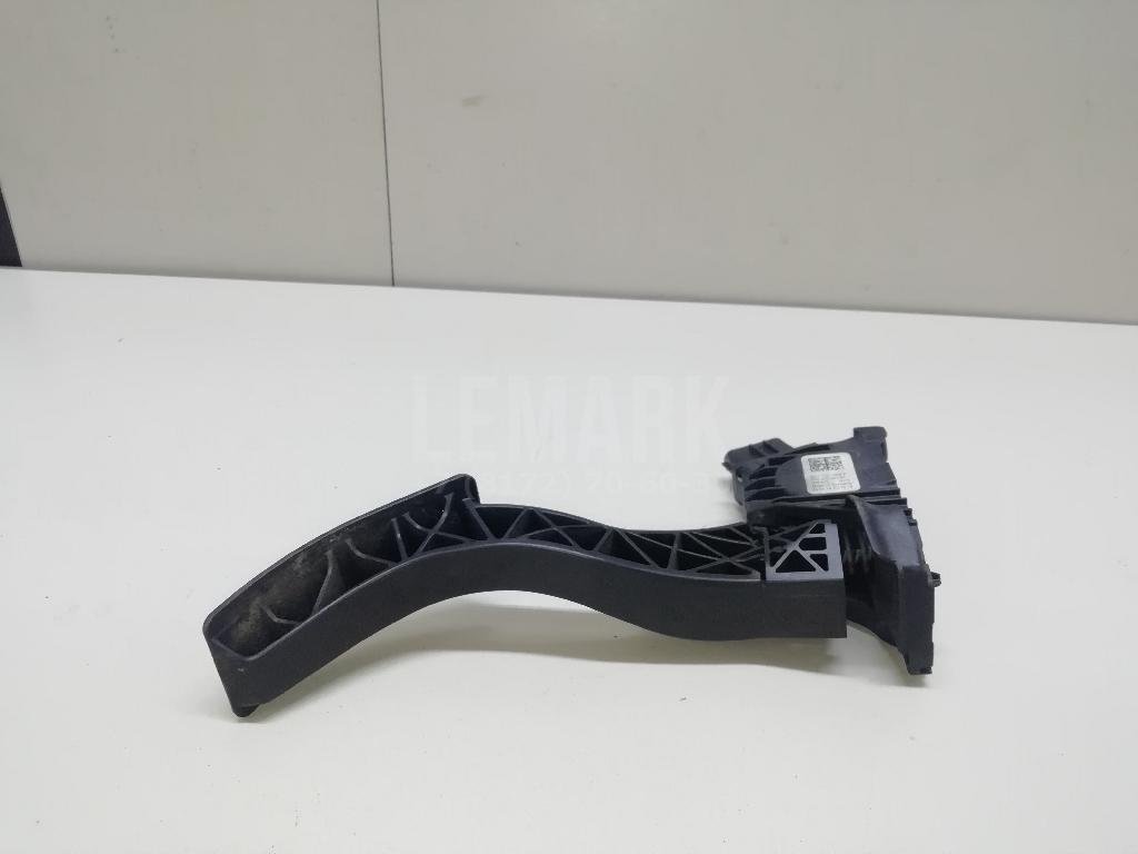 Педаль газа