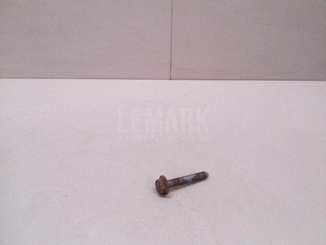 Болт заднего рычага