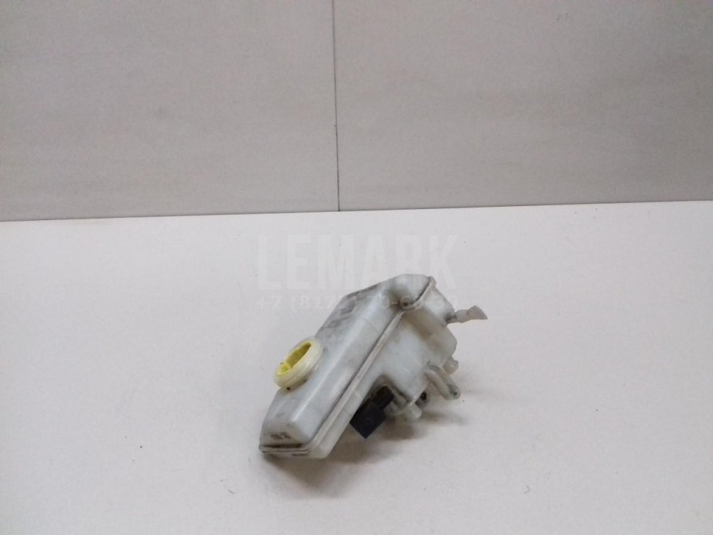 Бачок главного тормозного цилиндра