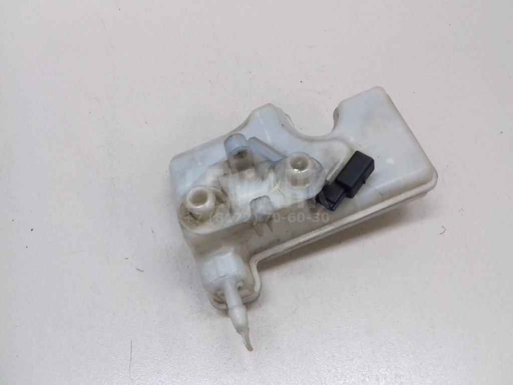 Бачок главного тормозного цилиндра