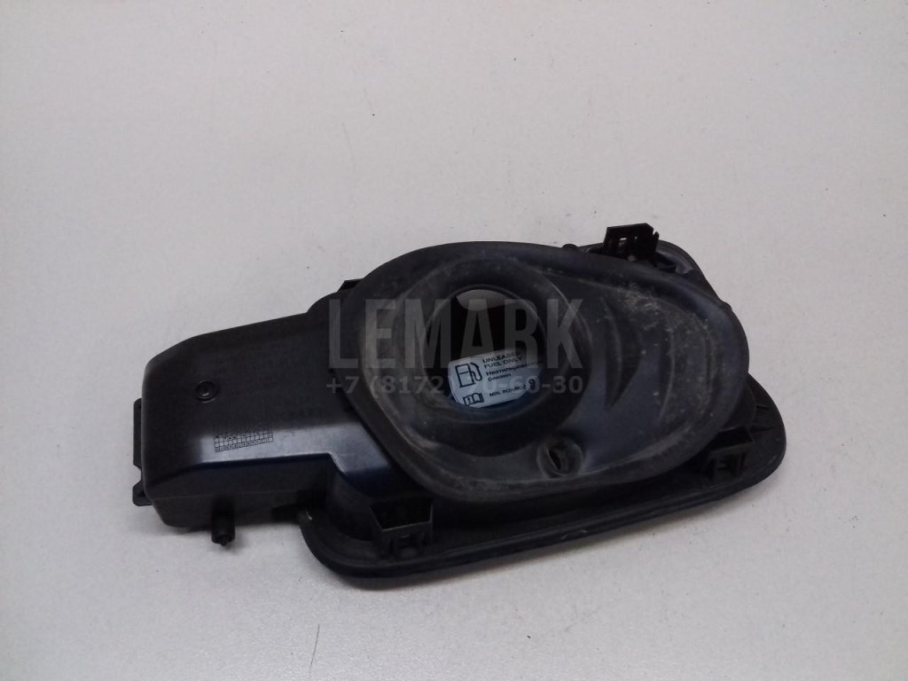 Ниша лючка бензобака