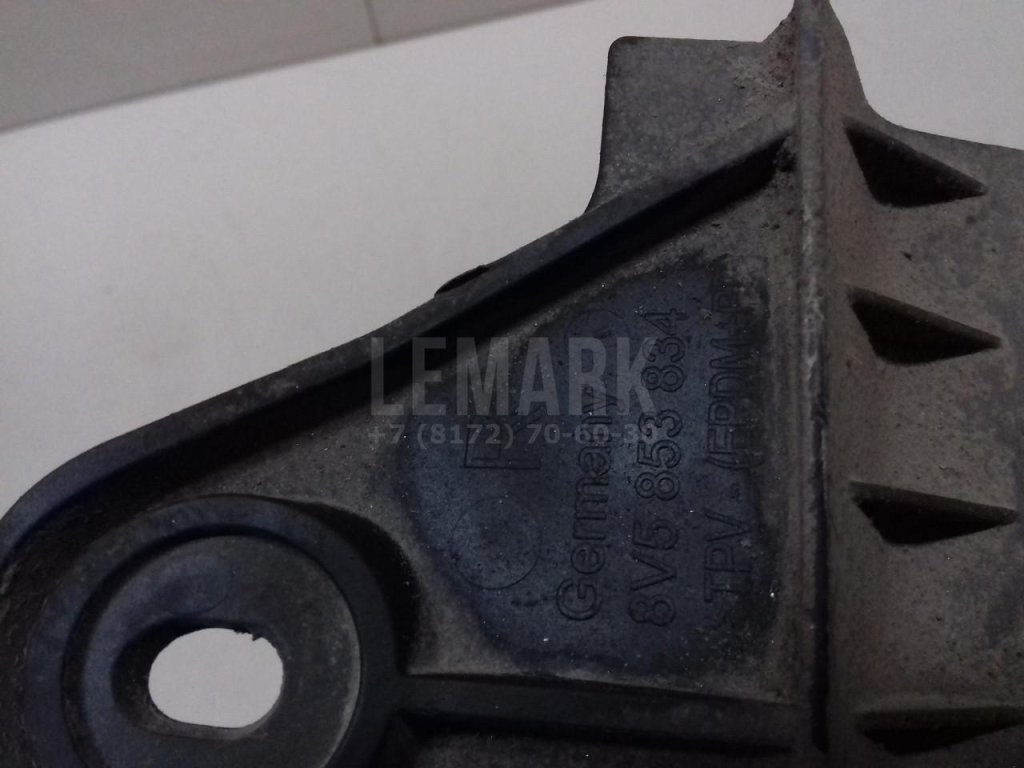 Брызговик задний правый