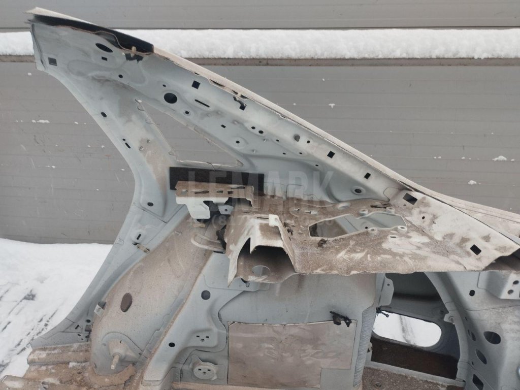 Ниша запасного колеса