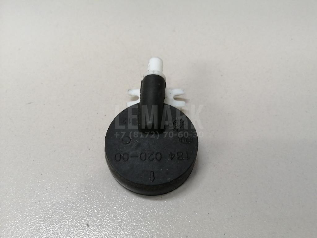 Клапан вентиляции фары