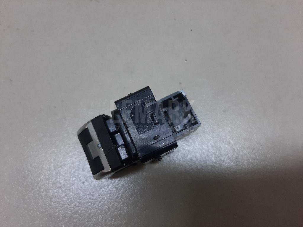 Кнопка стеклоподъемника