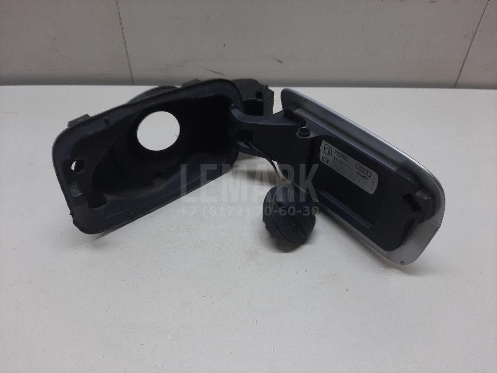 Лючок бензобака