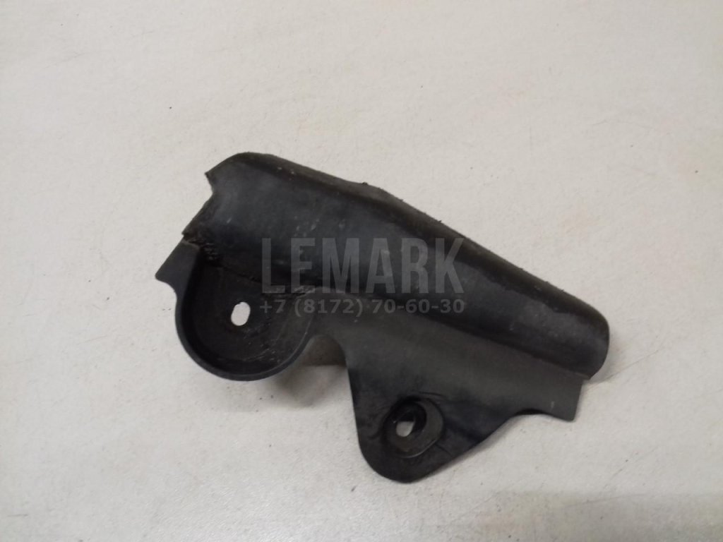 Брызговик задний правый