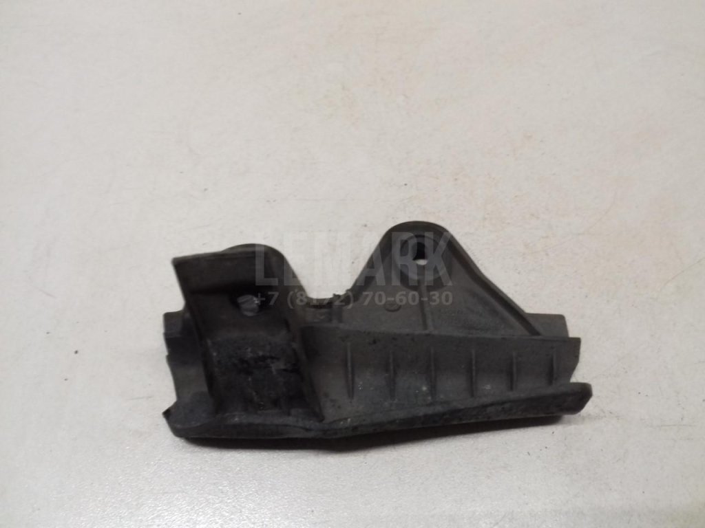 Брызговик задний правый