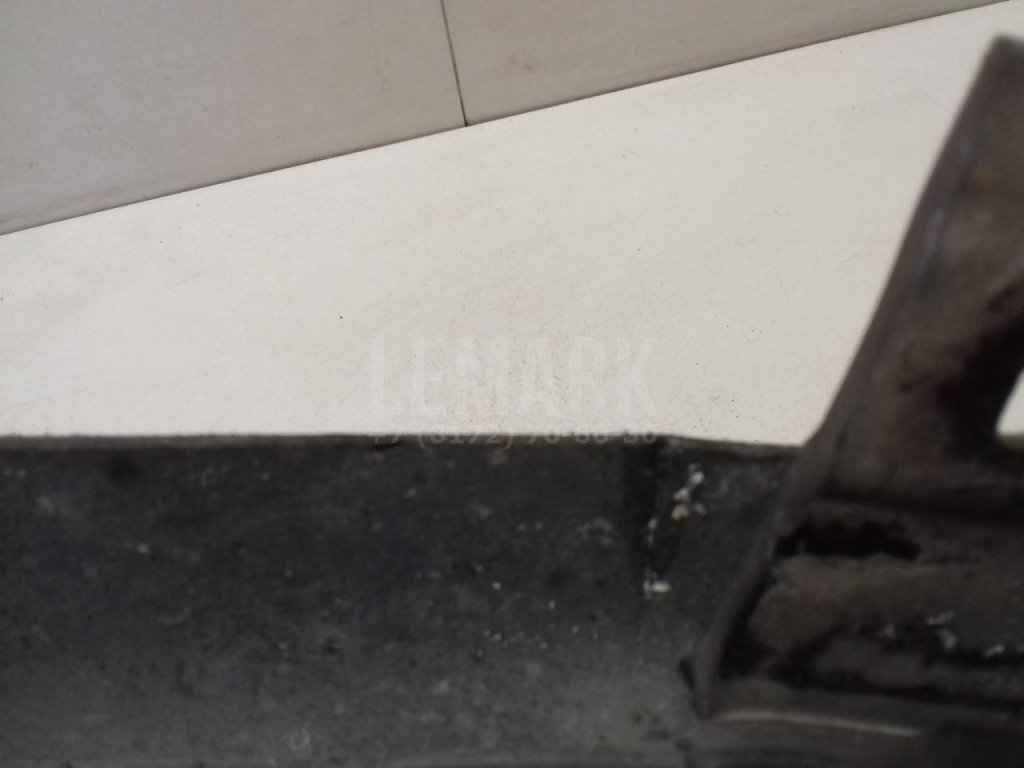 Брызговик задний правый