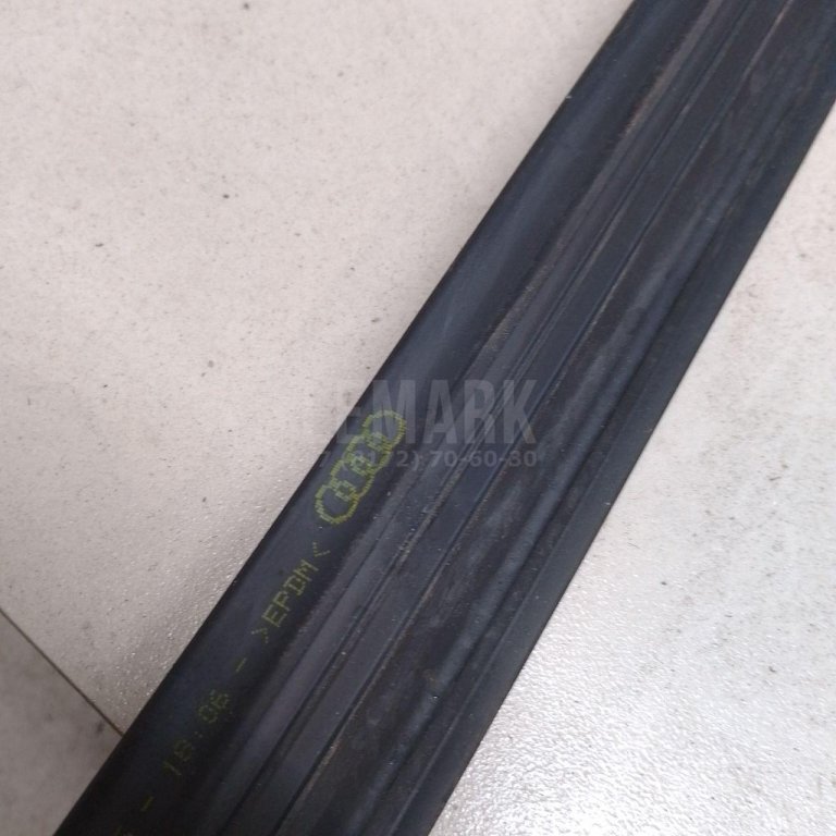 Уплотнитель стекла двери для  Audi A5/S5 [8F] Cabrio 2010-2016