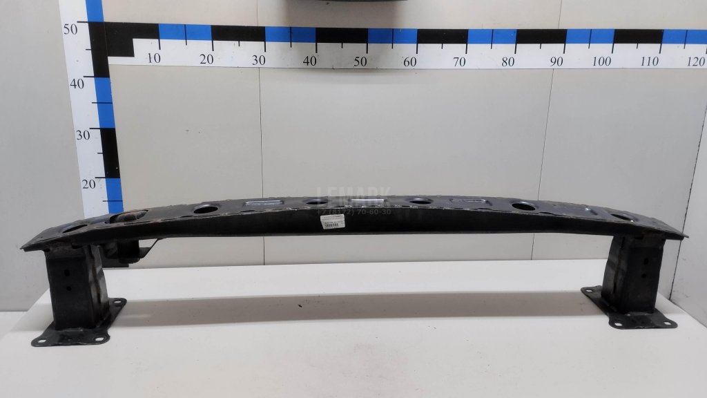 Усилитель заднего бампера