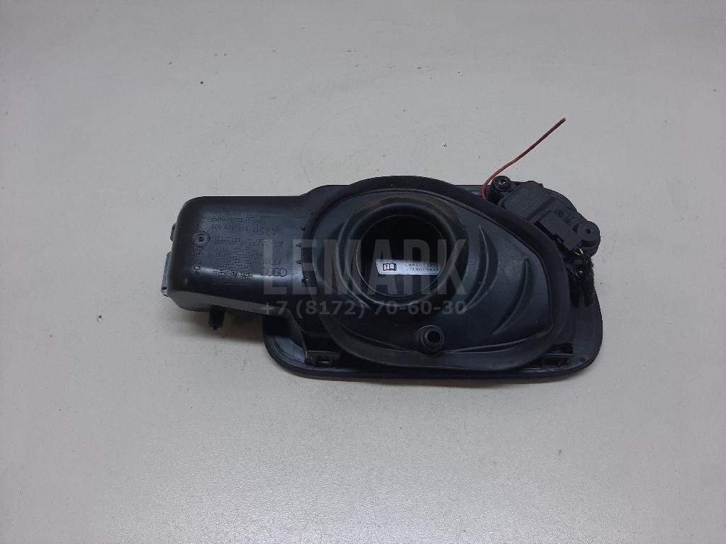 Лючок бензобака