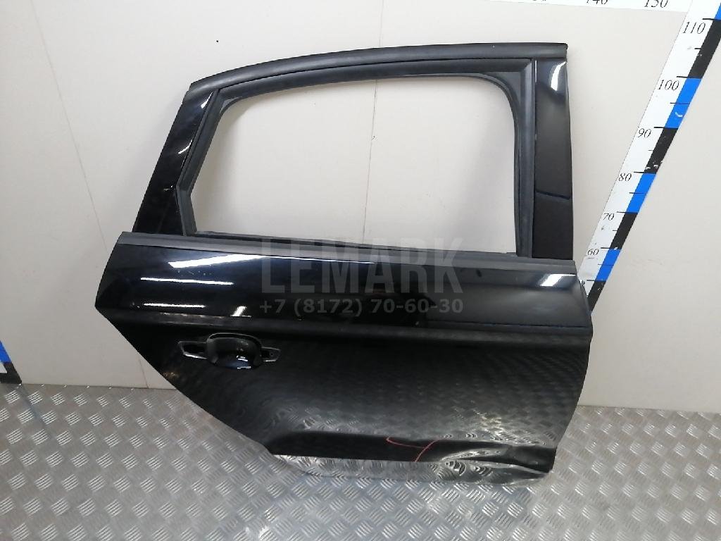Дверь задняя правая