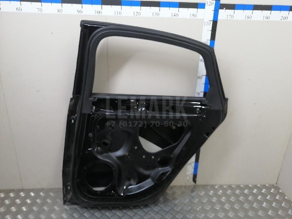 Дверь задняя правая