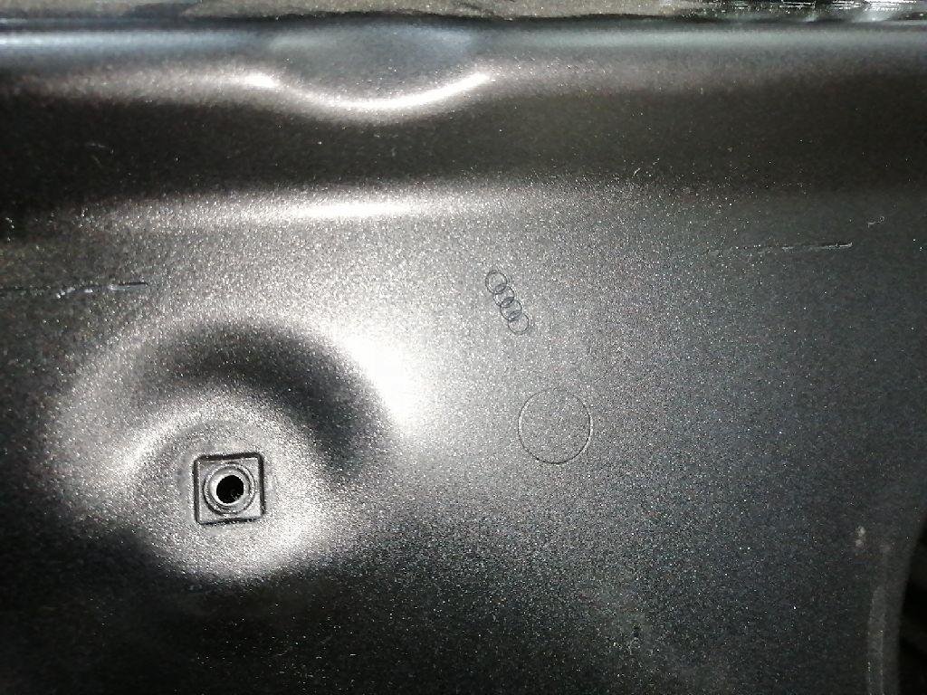 Дверь задняя правая