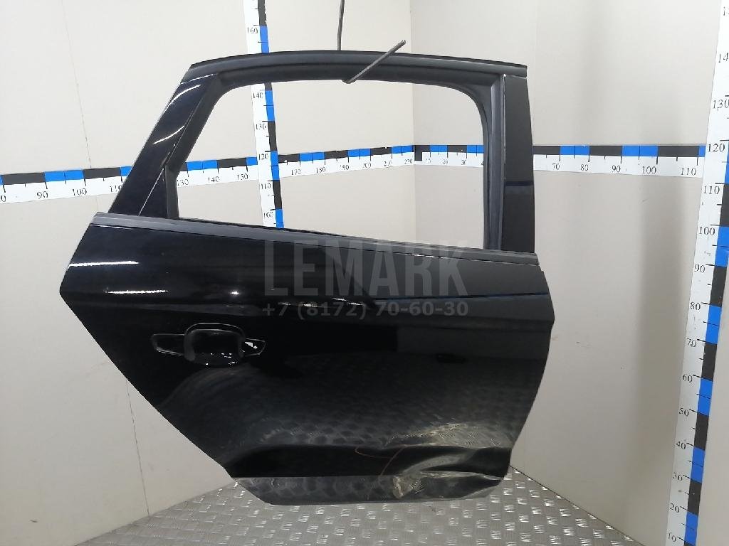 Дверь задняя правая