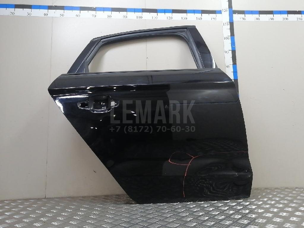 Дверь задняя правая