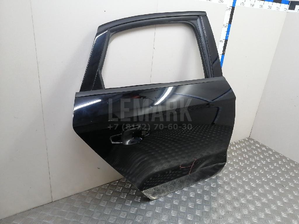 Дверь задняя правая