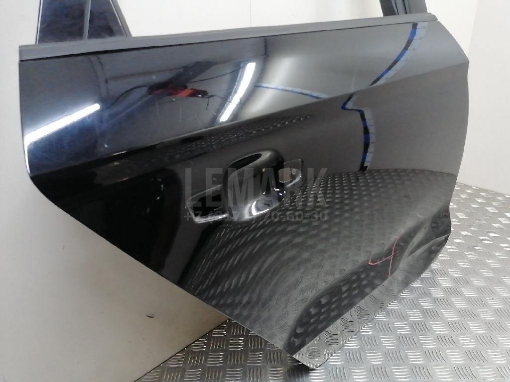 Дверь задняя правая