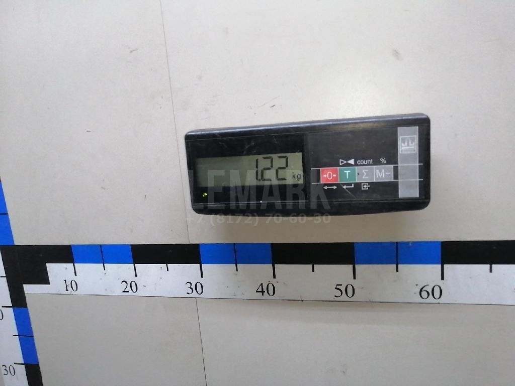 Накладка двери передней правой