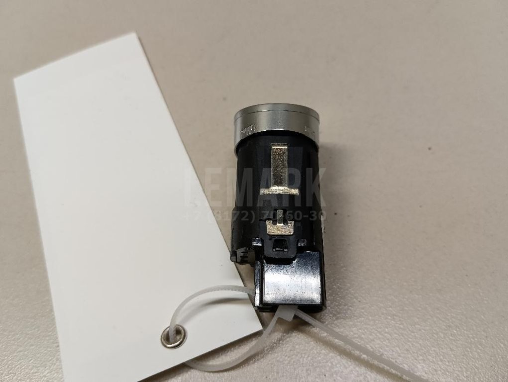 Кнопка запуска двигателя