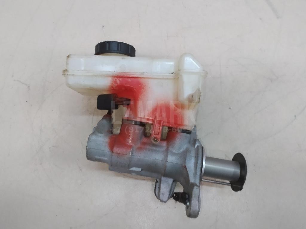 Цилиндр тормозной главный