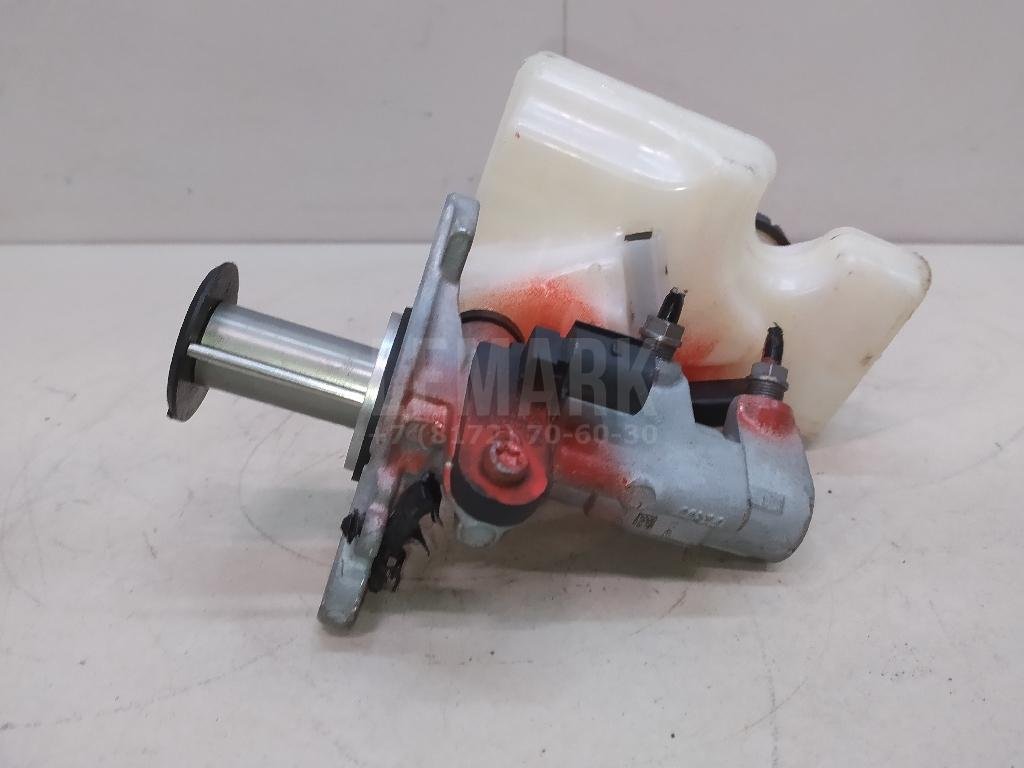 Цилиндр тормозной главный