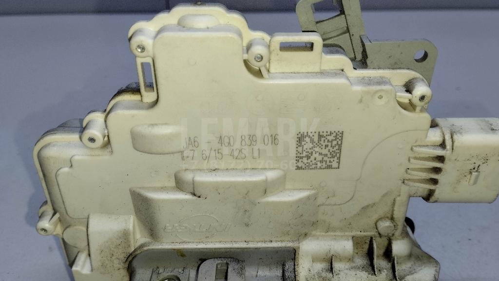 Замок двери задней правой