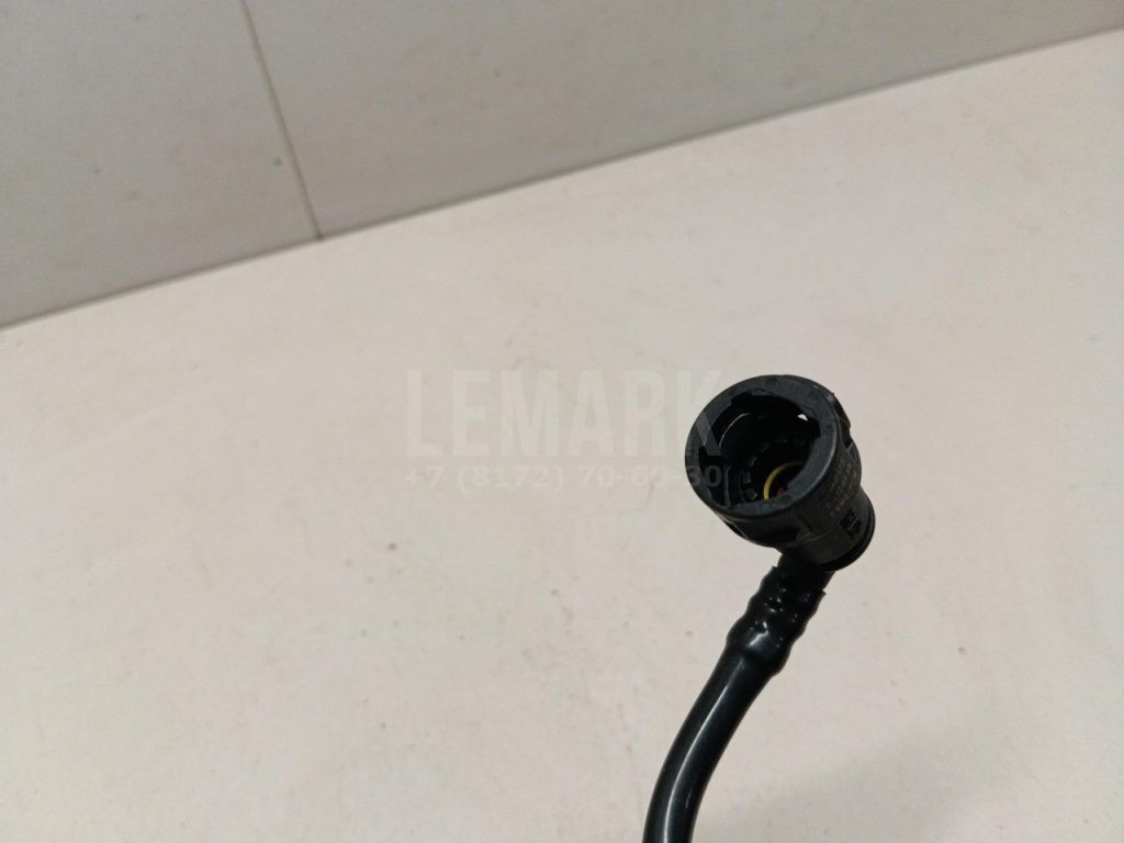 Трубка топливная