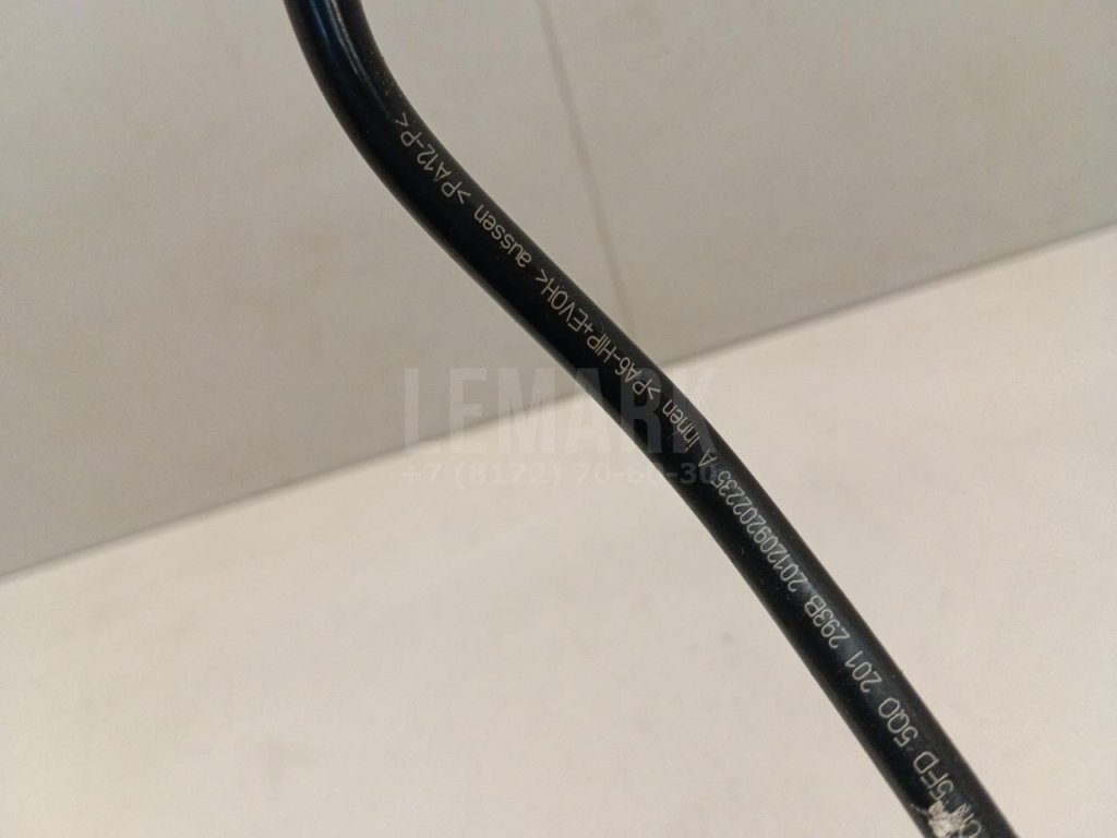 Трубка топливная