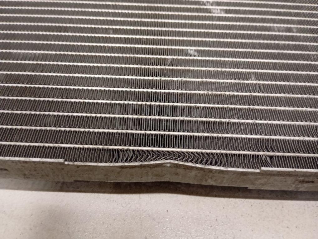 Радиатор кондиционера (конденсер)