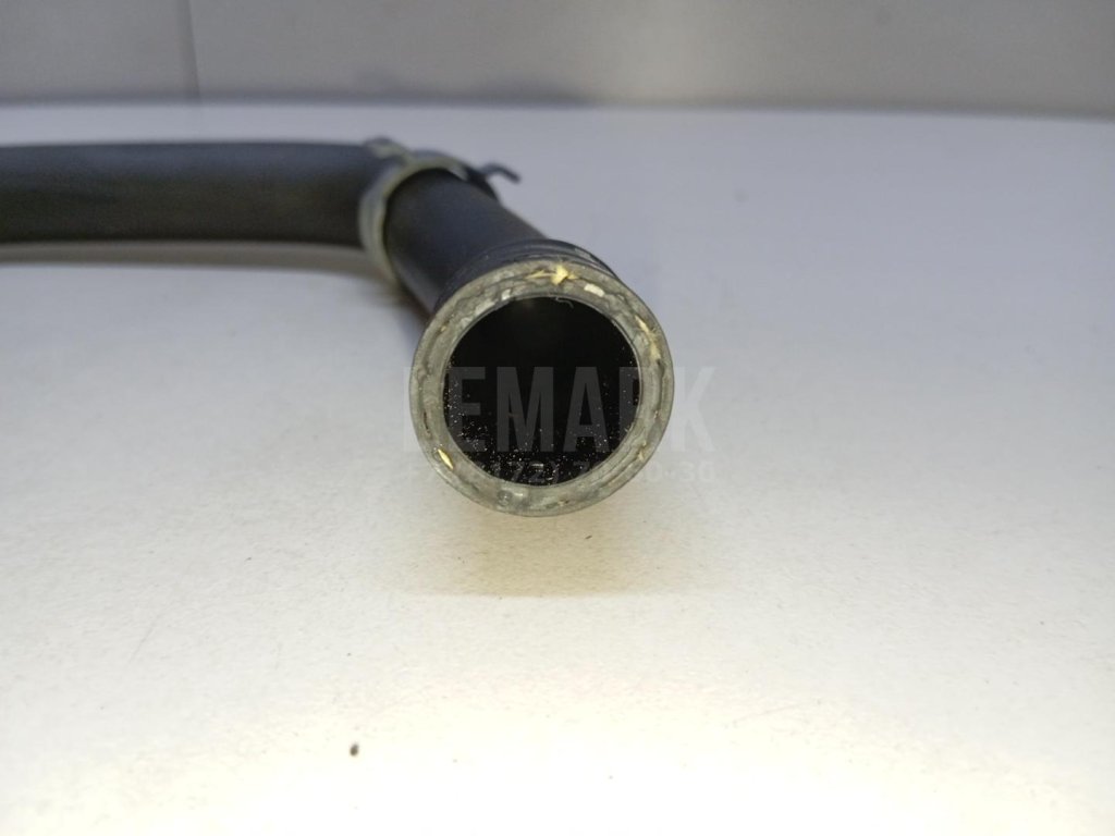 Шланг системы охлаждения